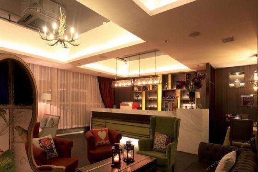 Holz Hotel Shenyang Exterior foto